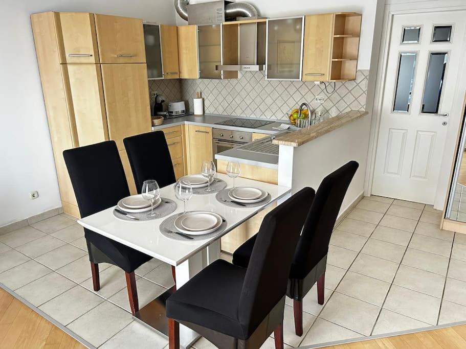 Sea View Apartment Split Zewnętrze zdjęcie